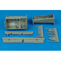 AIRES F-8 Crusader wheel bays