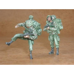 CMK British modern soldiers...