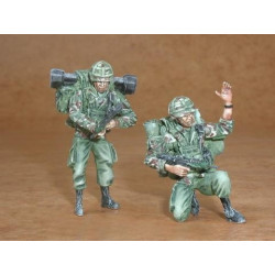 CMK British modern soldiers...