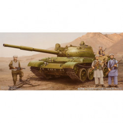TRUMPETER Russian T-62...
