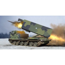 TRUMPETER M270/A1 Multiple...