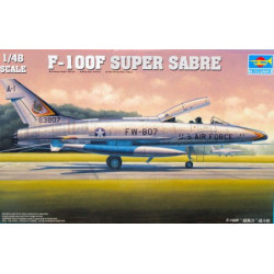TRUMPETER F-100F Super...