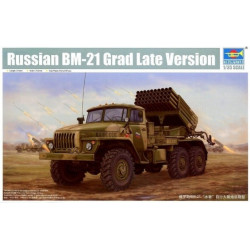 TRUMPETER Russian BM-21...