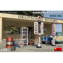 MINIART German Gas Station...