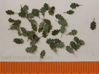 MODEL SCENE Oak Leaves
