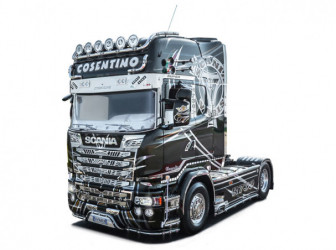 ITALERI Scania R730 Streamline