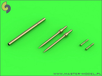 MASTER MODEL TS-11 Iskra...